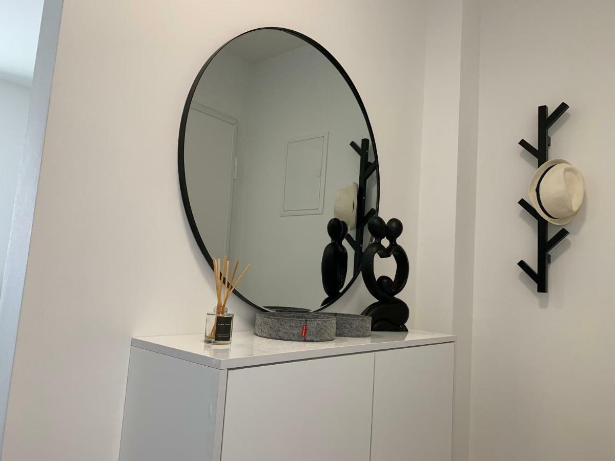 Luxury Apartment Ledo 罗戈兹尼察 外观 照片